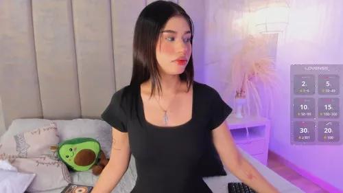 leahcash from Cherry is Freechat