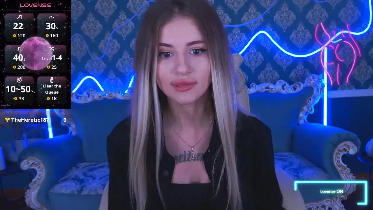 lilsunshine from Cherry is Freechat
