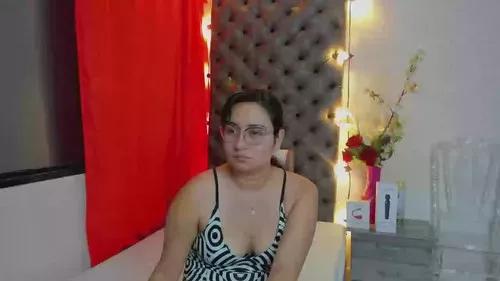 lunanueva from Cherry is Freechat