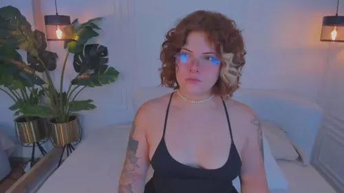 Photos of madissonmoore from Cherry is Freechat