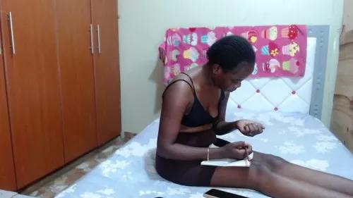 Photos of mayahbae from Cherry is Freechat