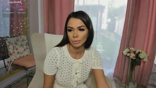 selenareeves from Cherry is Freechat