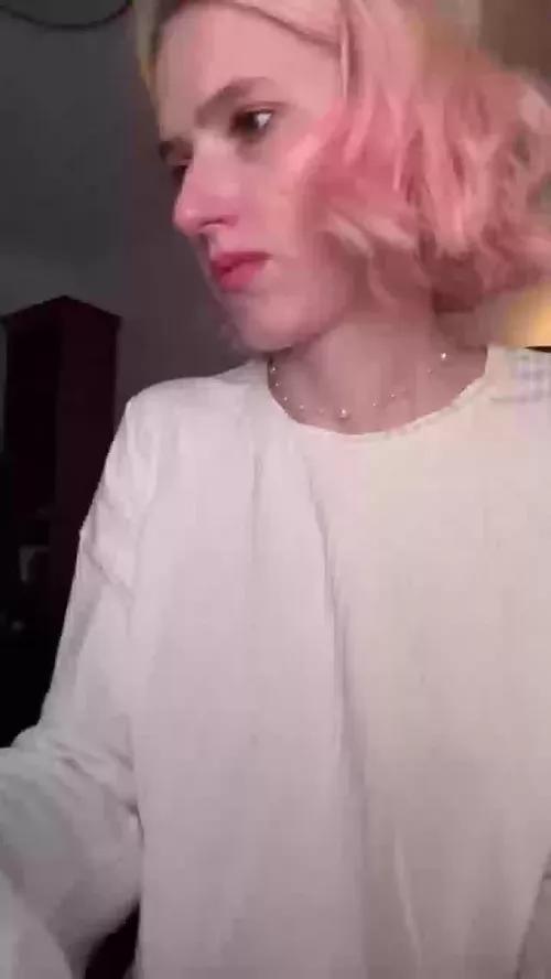 sexysweets from Cherry is Freechat