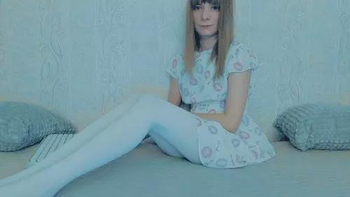 sweetlilya from Cherry is Freechat