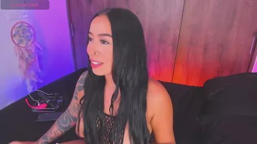 valeriewhite from Cherry is Freechat