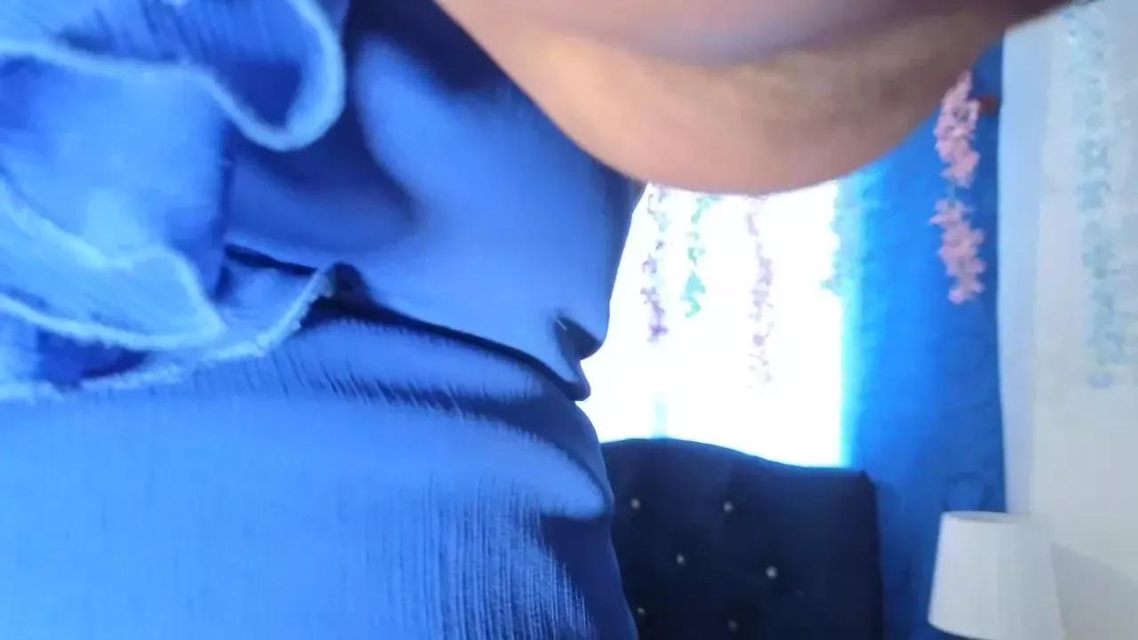 Photos of wildlatina from Cherry is Freechat