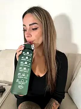 Unleash your urge for fetish cams livestreamers with our pick of steaming hot models, versed in the art of seduction and indulgence.