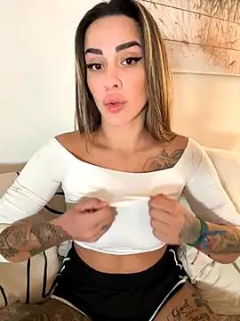 Unleash your urge for fetish cams livestreamers with our pick of steaming hot models, versed in the art of seduction and indulgence.