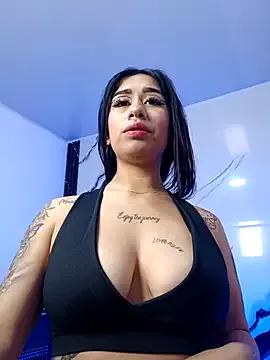 Unleash your urge for fetish cams livestreamers with our pick of steaming hot models, versed in the art of seduction and indulgence.