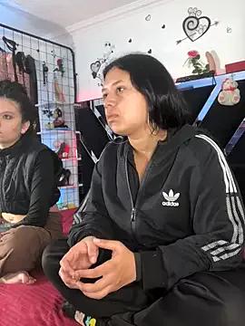 Unleash your urge for fetish cams livestreamers with our pick of steaming hot models, versed in the art of seduction and indulgence.