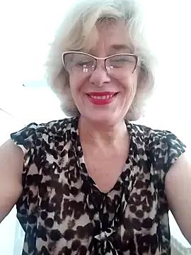 52MiaLove02 from StripChat is Freechat