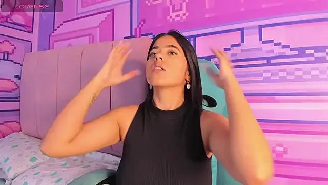Unleash your urge for fetish cams livestreamers with our pick of steaming hot models, versed in the art of seduction and indulgence.