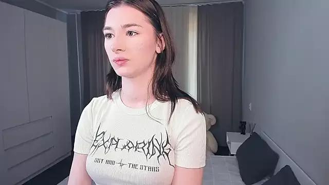 Unleash your urge for fetish cams livestreamers with our pick of steaming hot models, versed in the art of seduction and indulgence.