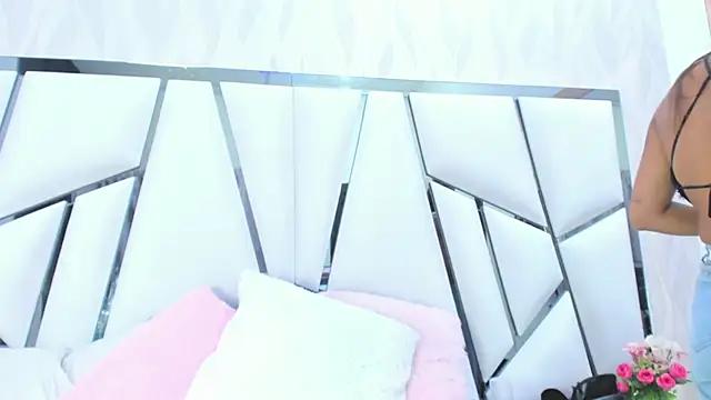 Unleash your urge for fetish cams livestreamers with our pick of steaming hot models, versed in the art of seduction and indulgence.