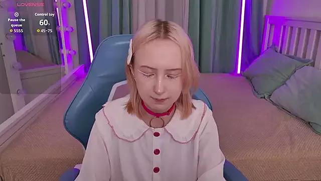 Unleash your urge for fetish cams livestreamers with our pick of steaming hot models, versed in the art of seduction and indulgence.