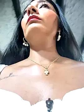 Unleash your urge for fetish cams livestreamers with our pick of steaming hot models, versed in the art of seduction and indulgence.