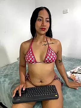 Unleash your urge for fetish cams livestreamers with our pick of steaming hot models, versed in the art of seduction and indulgence.