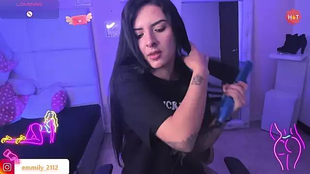 Unleash your urge for fetish cams livestreamers with our pick of steaming hot models, versed in the art of seduction and indulgence.