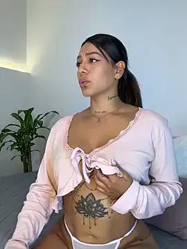 Unleash your urge for fetish cams livestreamers with our pick of steaming hot models, versed in the art of seduction and indulgence.