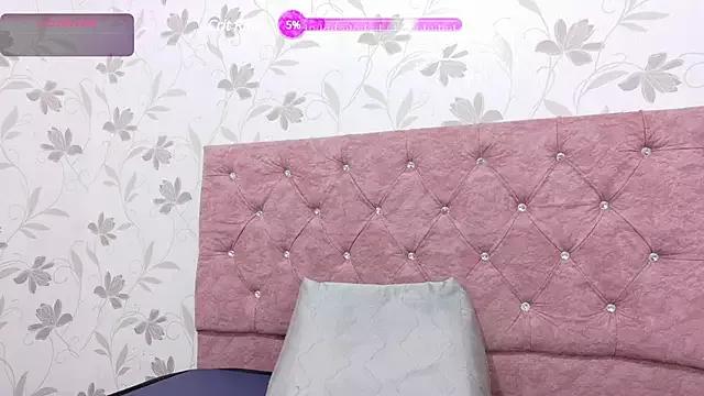 _isaabellaa from StripChat is Freechat