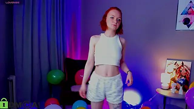 _little_Cat__ from StripChat is Freechat