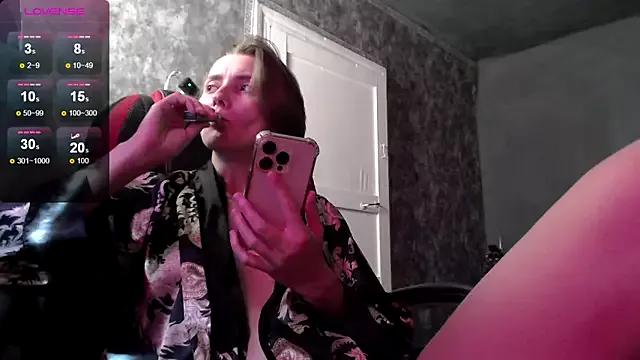 Unleash your urge for fetish cams livestreamers with our pick of steaming hot models, versed in the art of seduction and indulgence.