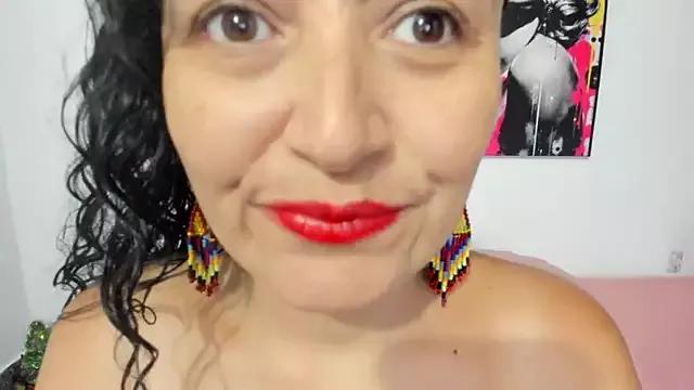 Unleash your urge for fetish cams livestreamers with our pick of steaming hot models, versed in the art of seduction and indulgence.