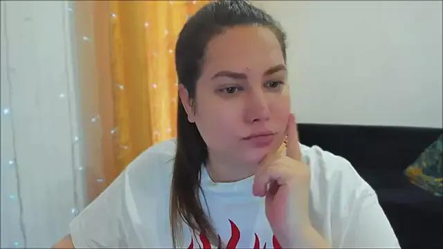 _madalexa_ from StripChat is Freechat