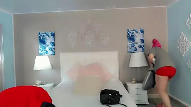 _Maddison_Ivanova_ from StripChat is Freechat