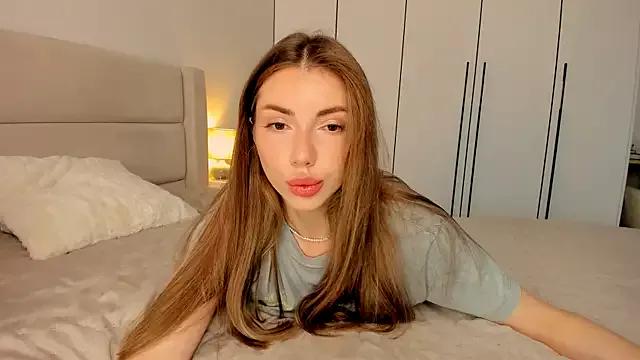 _Miss_Johansson_ from StripChat is Freechat