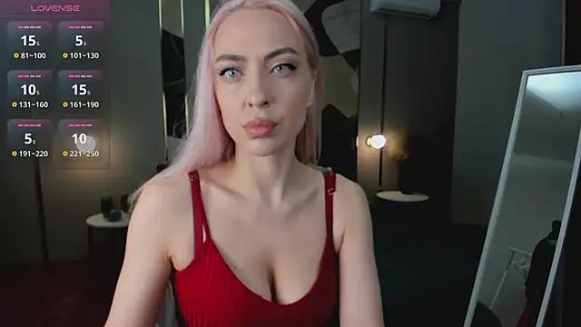 Unleash your urge for fetish cams livestreamers with our pick of steaming hot models, versed in the art of seduction and indulgence.