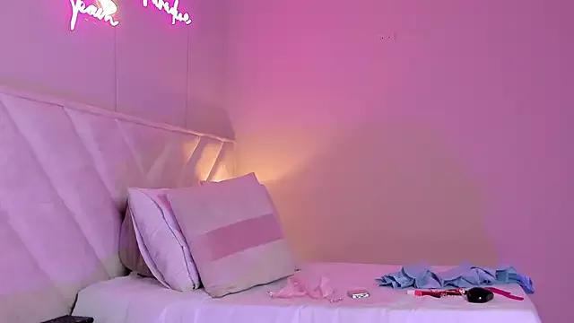 _paula_x from StripChat is Freechat