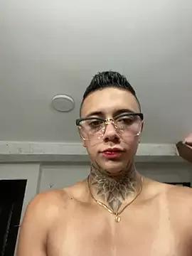 Unleash your urge for fetish cams livestreamers with our pick of steaming hot models, versed in the art of seduction and indulgence.