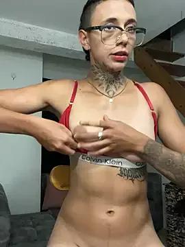 Unleash your urge for fetish cams livestreamers with our pick of steaming hot models, versed in the art of seduction and indulgence.