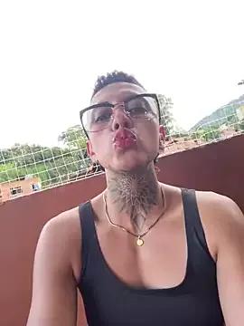 _PhillipBrown from StripChat is Freechat