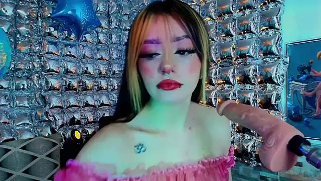 Unleash your urge for fetish cams livestreamers with our pick of steaming hot models, versed in the art of seduction and indulgence.