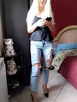 _sexyBLONDE46_ from StripChat is Freechat