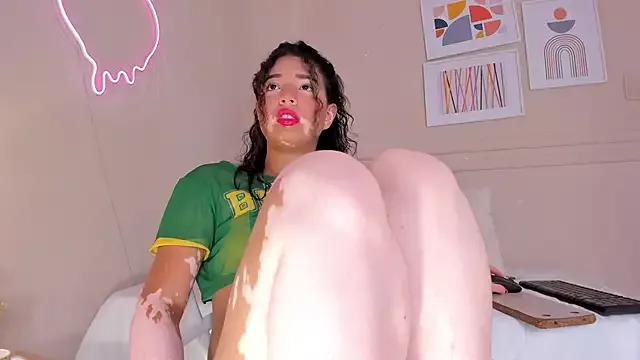 Unleash your urge for fetish cams livestreamers with our pick of steaming hot models, versed in the art of seduction and indulgence.