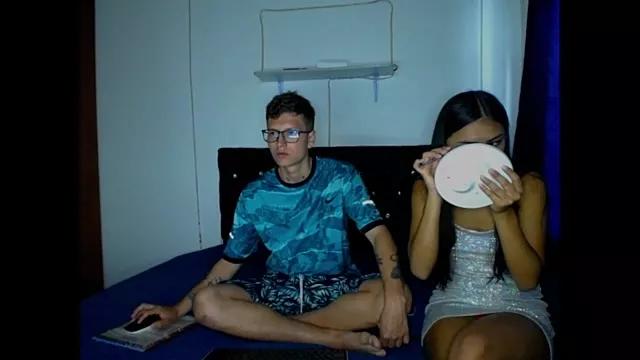 Unleash your urge for fetish cams livestreamers with our pick of steaming hot models, versed in the art of seduction and indulgence.