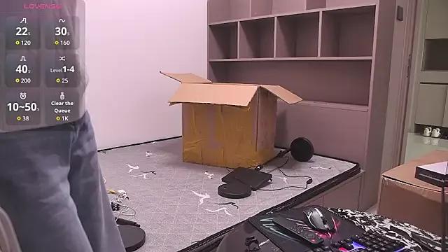 Unleash your urge for fetish cams livestreamers with our pick of steaming hot models, versed in the art of seduction and indulgence.