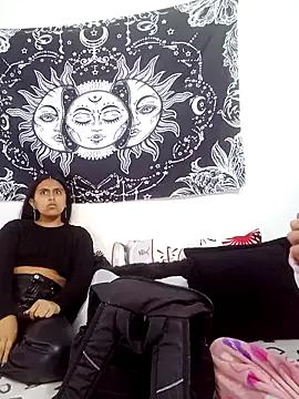 Unleash your urge for fetish cams livestreamers with our pick of steaming hot models, versed in the art of seduction and indulgence.