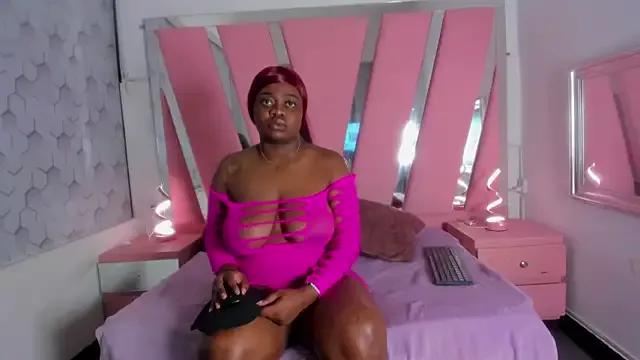 Unleash your urge for fetish cams livestreamers with our pick of steaming hot models, versed in the art of seduction and indulgence.