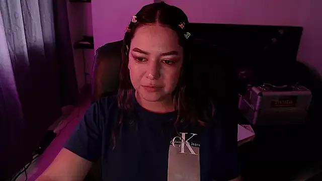 Abbyjoness21 from StripChat is Freechat