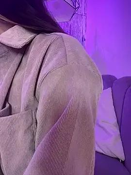 AbyThompson from StripChat is Freechat