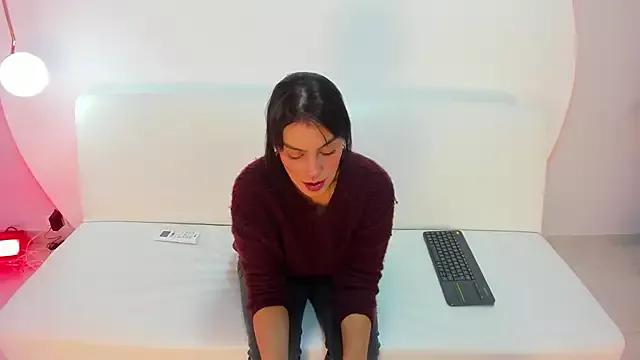 Unleash your urge for fetish cams livestreamers with our pick of steaming hot models, versed in the art of seduction and indulgence.