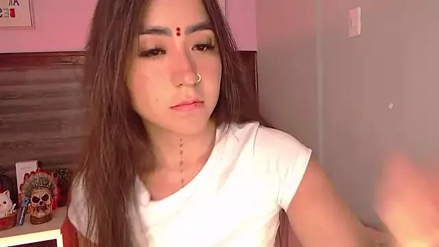 AdaaMillan from StripChat is Freechat