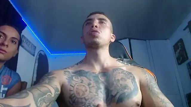Unleash your urge for fetish cams livestreamers with our pick of steaming hot models, versed in the art of seduction and indulgence.