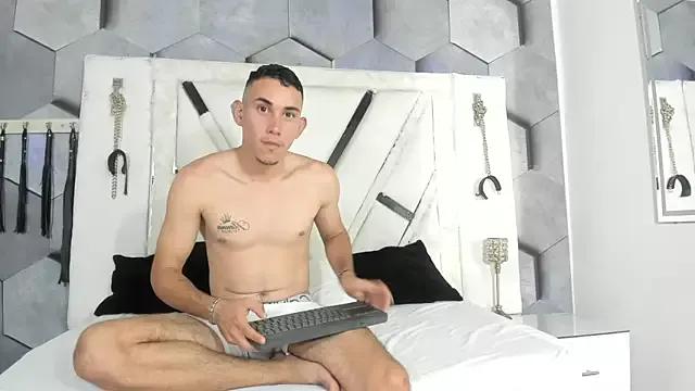 Adammendoza34 from StripChat is Freechat