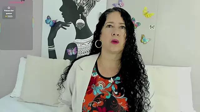 Unleash your urge for fetish cams livestreamers with our pick of steaming hot models, versed in the art of seduction and indulgence.