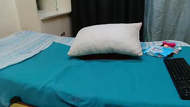 AfricanGemxx from StripChat is Freechat